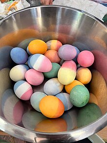 Foto Hier sehen Sie unsere selbstgefärbten Eier